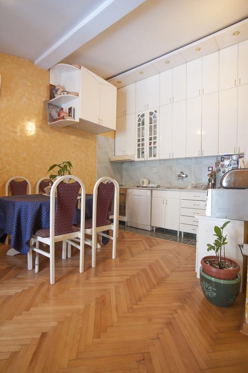 Apartment Mira Budva Luaran gambar