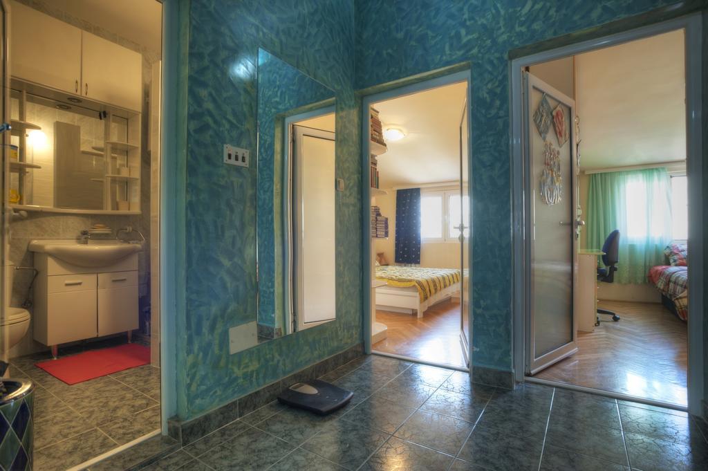 Apartment Mira Budva Luaran gambar