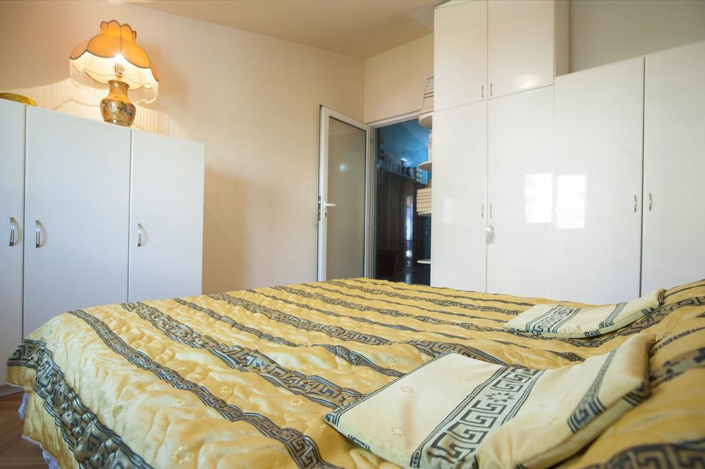 Apartment Mira Budva Luaran gambar
