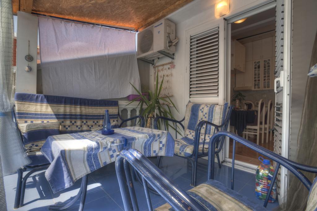 Apartment Mira Budva Luaran gambar