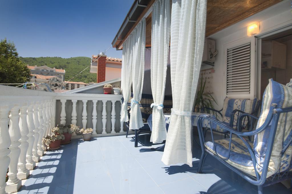 Apartment Mira Budva Luaran gambar